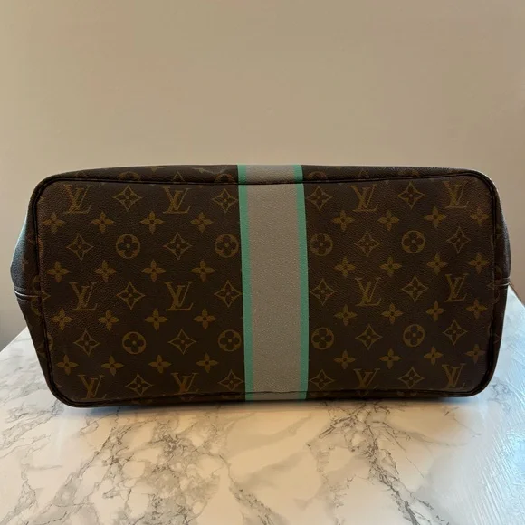 Louis Vuitton Neverfull GM Classic Monogram and Vachetta - Picture 5 of 15